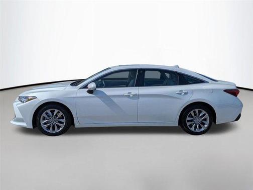 2021 Toyota Avalon XLE