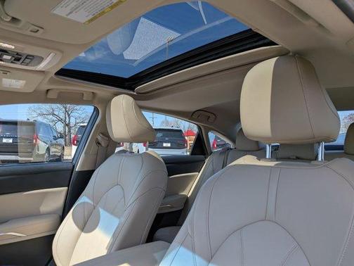 2021 Toyota Avalon XLE