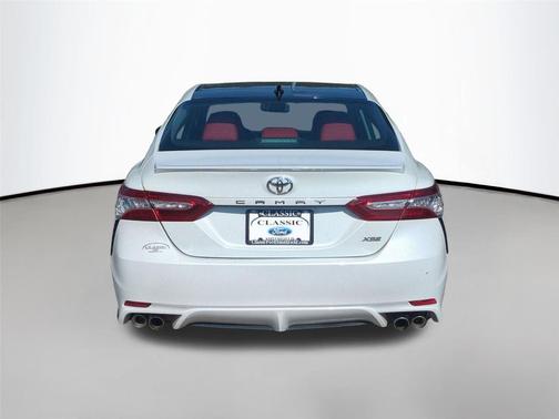 Wind Chill Pearl 2020 Toyota Camry XSE