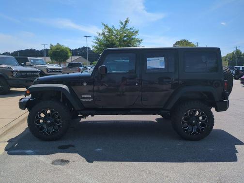 Black Clearcoat 2017 Jeep Wrangler Unlimited Sport