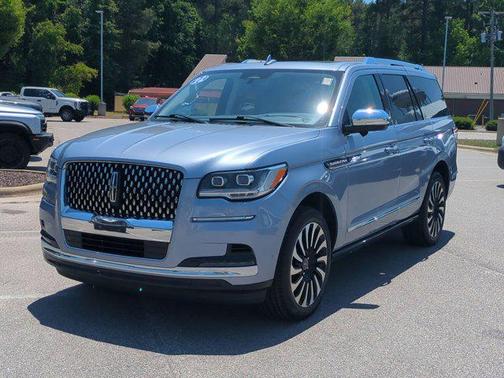 Chroma Crystal Blue Metallic Premium Colorant 2022 Lincoln Navigator Black Label