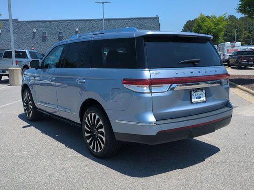 Chroma Crystal Blue Metallic Premium Colorant 2022 Lincoln Navigator Black Label