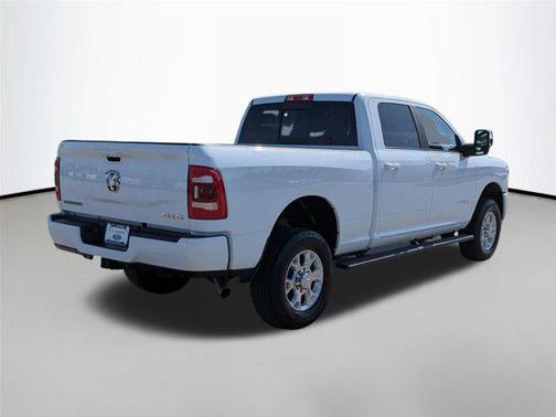 2023 RAM 2500 Laramie Crew Cab 4x4 6'4' Box