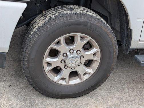 2023 RAM 2500 Laramie Crew Cab 4x4 6'4' Box