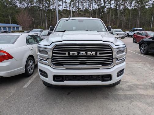 2023 RAM 2500 Laramie Crew Cab 4x4 6'4' Box
