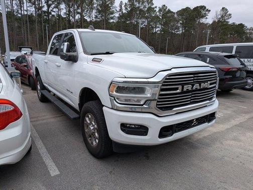 2023 RAM 2500 Laramie Crew Cab 4x4 6'4' Box