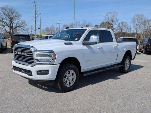 2023 RAM 2500 Laramie Crew Cab 4x4 6'4' Box