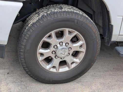 2023 RAM 2500 Laramie Crew Cab 4x4 6'4' Box