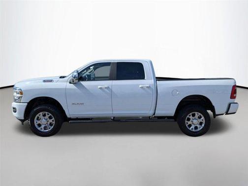 2023 RAM 2500 Laramie Crew Cab 4x4 6'4' Box