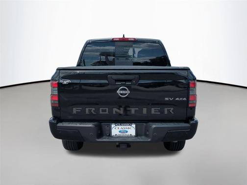 Super Black 2024 Nissan Frontier SV