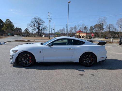 2020 Ford Shelby GT500 Base