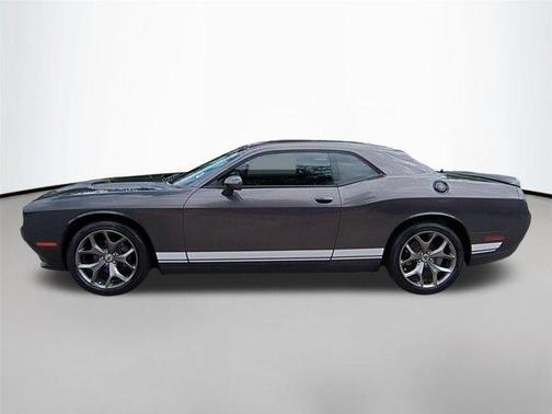 Granite Pearlcoat 2017 Dodge Challenger SXT