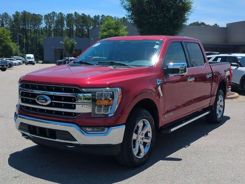 Rapid Red Metallic Tinted Clearcoat 2023 Ford F-150 Lariat