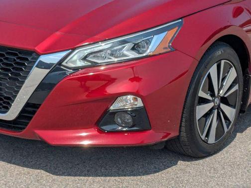 2022 Nissan Altima 2.5 SL