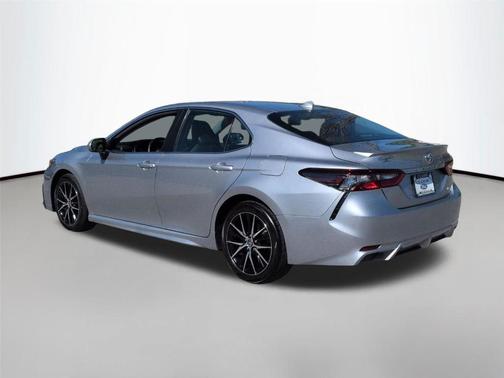 Celestial Silver Metallic 2024 Toyota Camry SE