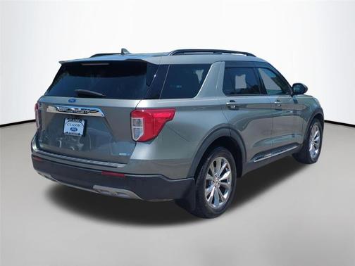 Silver Spruce Metallic 2020 Ford Explorer XLT