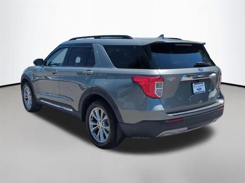 Silver Spruce Metallic 2020 Ford Explorer XLT