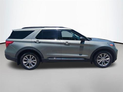 Silver Spruce Metallic 2020 Ford Explorer XLT