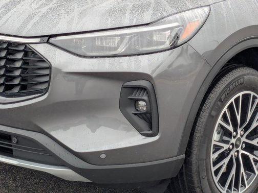 2025 Ford Escape PHEV Base