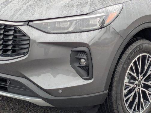 2025 Ford Escape PHEV Base