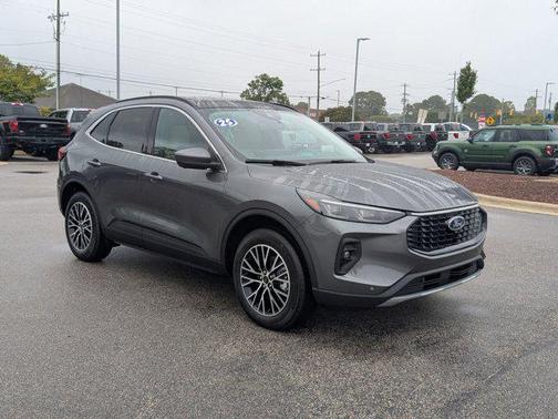 2025 Ford Escape PHEV Base