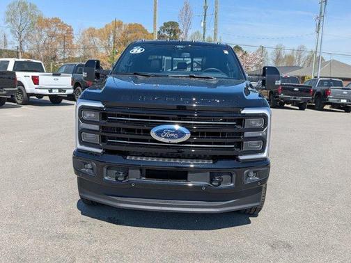 2025 Ford F-350 Platinum