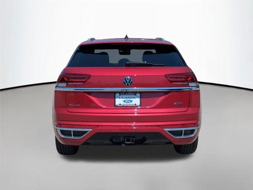 Aurora Red Metallic 2022 Volkswagen Atlas Cross Sport 3.6L V6 SEL R-Line