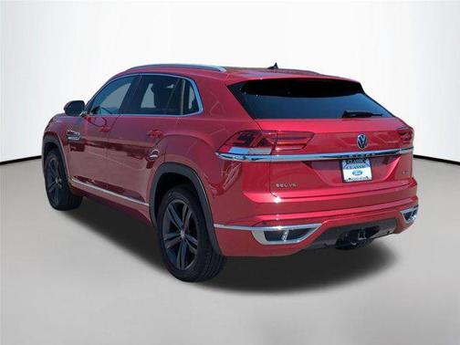Aurora Red Metallic 2022 Volkswagen Atlas Cross Sport 3.6L V6 SEL R-Line
