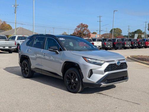 2023 Toyota RAV4 Hybrid SE