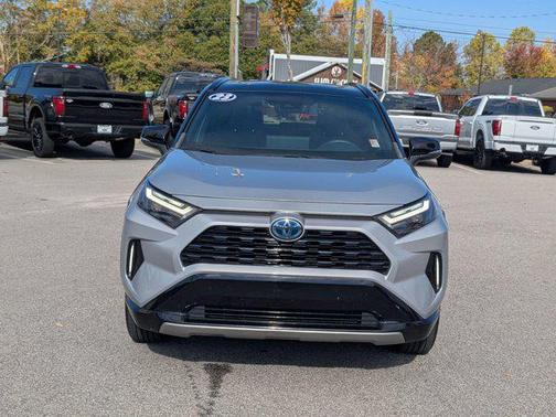 2023 Toyota RAV4 Hybrid SE
