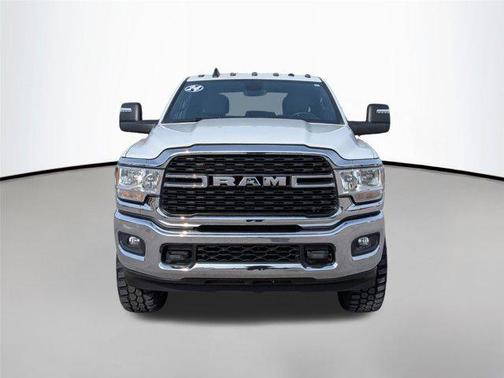 2024 RAM 3500 Big Horn Crew Cab 4x4 8' Box
