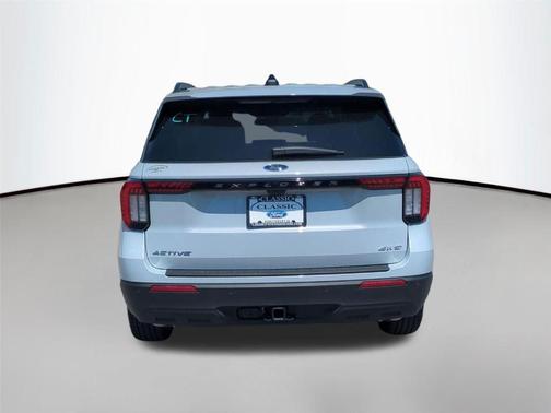 Space White Metallic 2026 Ford Explorer Active