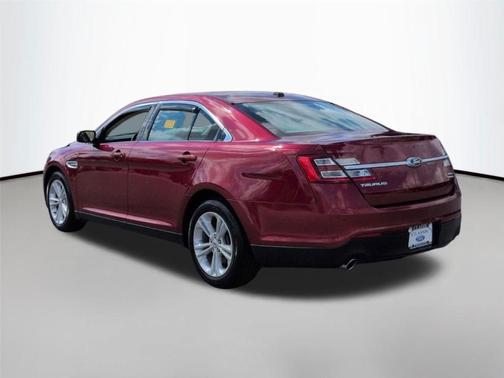 2018 Ford Taurus SEL
