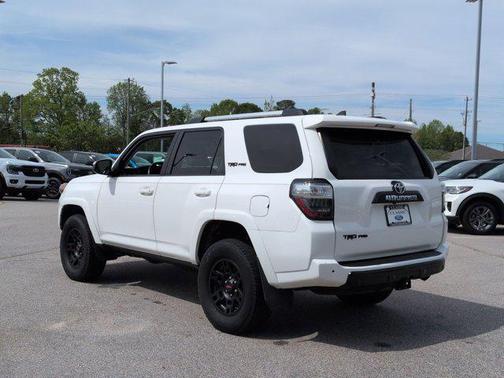 Super White 2017 Toyota 4Runner TRD Pro