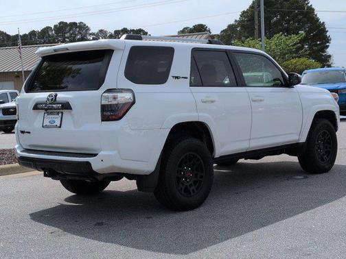 Super White 2017 Toyota 4Runner TRD Pro