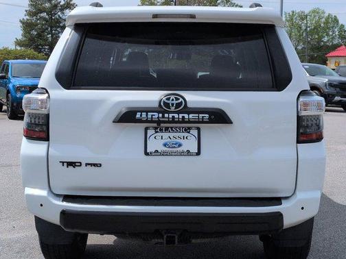 Super White 2017 Toyota 4Runner TRD Pro