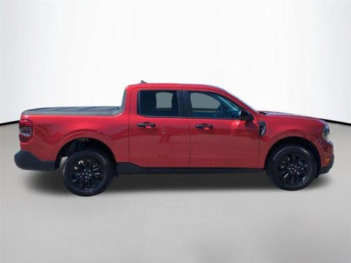 Hot Pepper Red Metallic Tinted Clearcoat 2024 Ford Maverick XLT