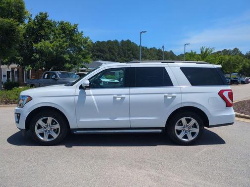 Oxford White 2020 Ford Expedition XLT
