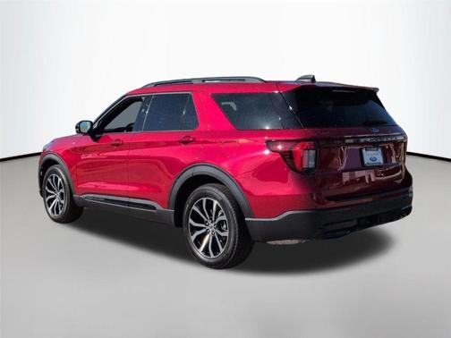 Rapid Red Metallic Tinted Clearcoat 2026 Ford Explorer ST-Line