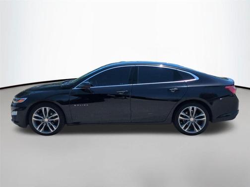 Mosaic Black Metallic 2022 Chevrolet Malibu FWD LT
