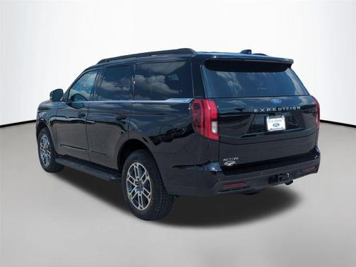 Agate Black Metallic 2026 Ford Expedition Active