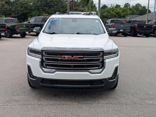 2023 GMC Acadia AWD AT4