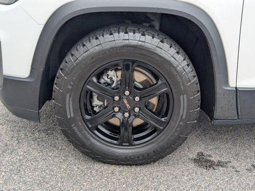2023 GMC Acadia AWD AT4