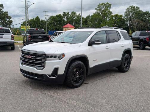 2023 GMC Acadia AWD AT4