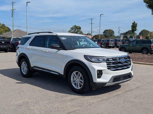 2025 Ford Explorer Active