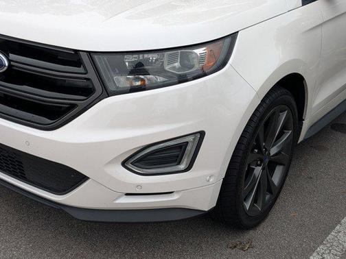 2017 Ford Edge Sport