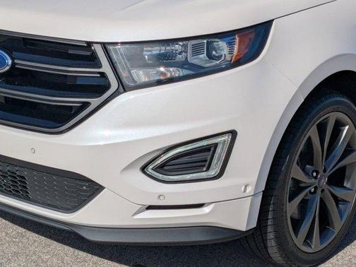 2017 Ford Edge Sport