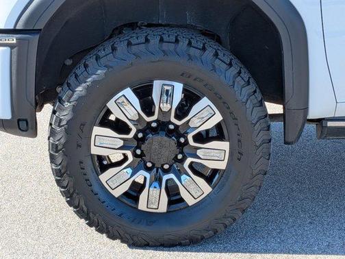 2024 GMC Sierra 2500 Denali