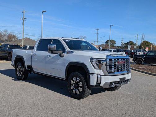 2024 GMC Sierra 2500 Denali