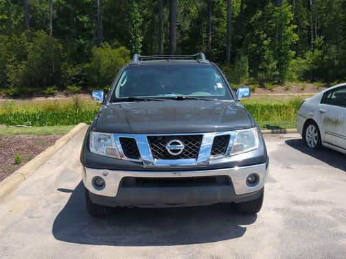 Night Armor 2010 Nissan Frontier LE